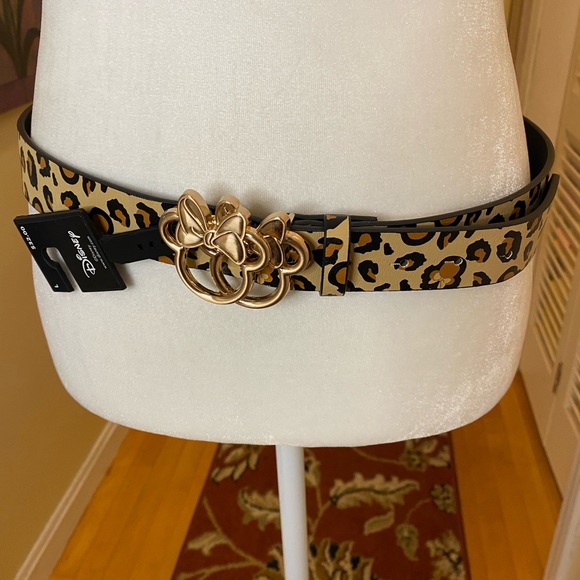 Disney Accessories - Minnie Mouse belt